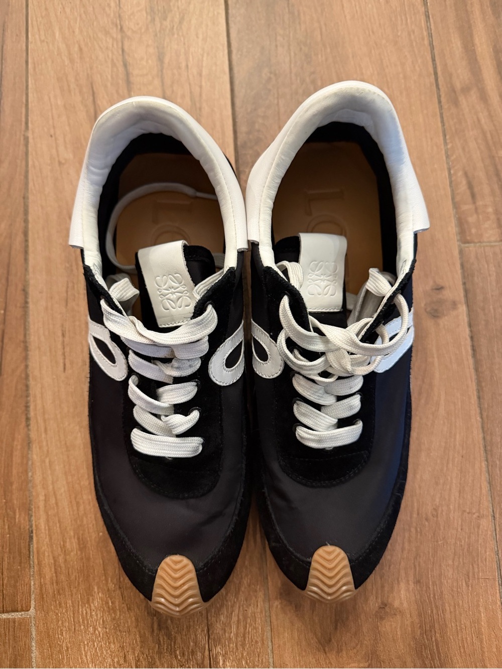 Loewe Black and White Runner Sneakers - Picture 4 of 8